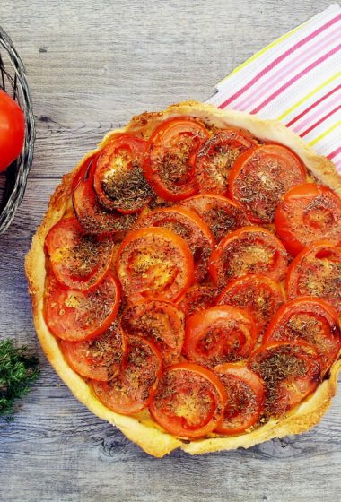 Mediterranean Tomato Tart [vegan] &copy; The Flexitarian - Annabelle Randles