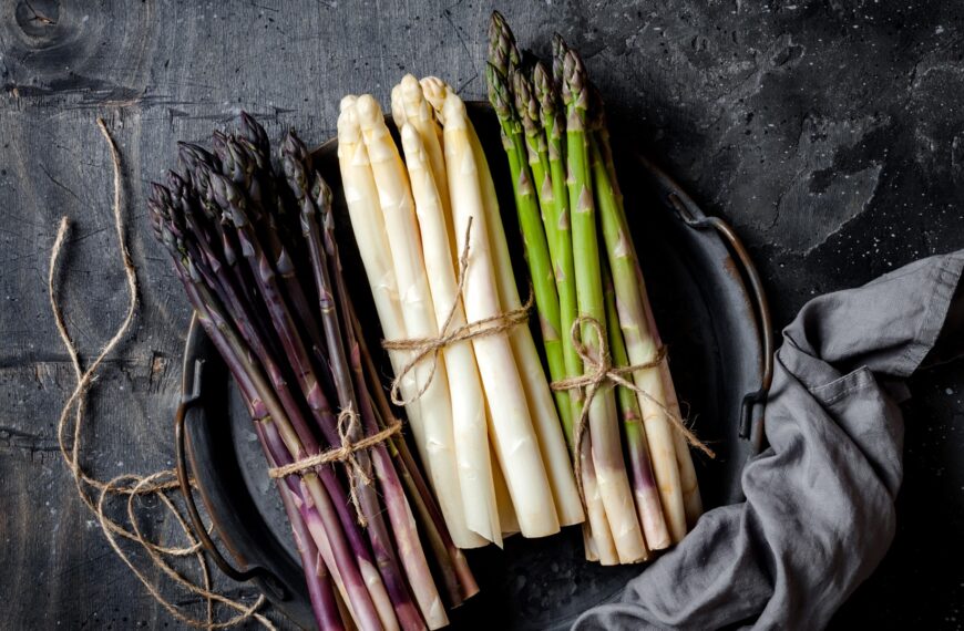 How to Cook Asparagus Perfectly (5 Easy Methods)