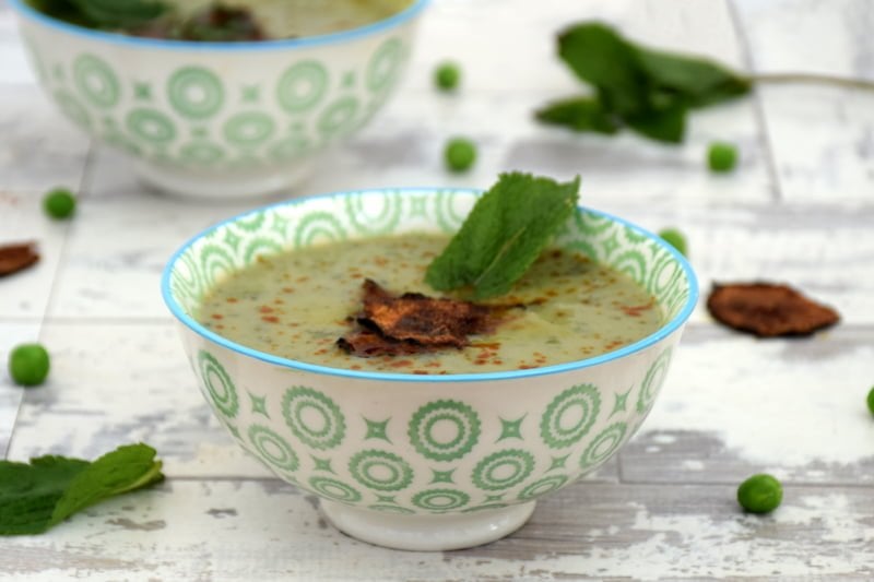 courgette, pea, mint and paprika soup [vegan]