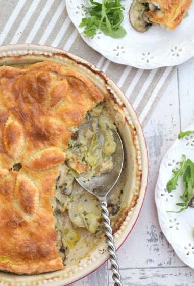 Jerusalem Artichoke, Leek & Mushroom Pie [vegetarian] by The Flexitarian