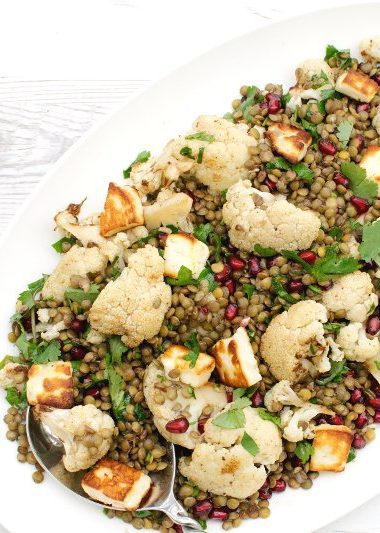 Roasted Cauliflower & Lentil Salad with Pomegranate Dressing [vegetarian] by The Flexitarian