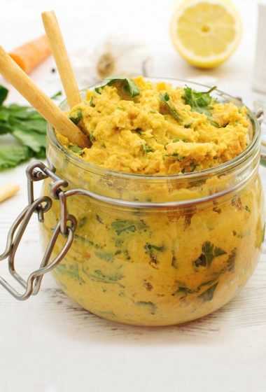 Carrot & Coriander Dip [vegan] by The Flexitarian