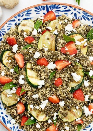 Lentil Quinoa Salad with Courgettes and Strawberries [vegetarian] [gluten free]