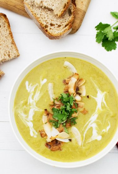 Curried Leek & Parsnip Soup [vegan] [gluten free] by The Flexitarian