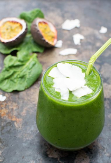 Deep Green Smoothie [vegan] [gluten free] by The Flexitarian