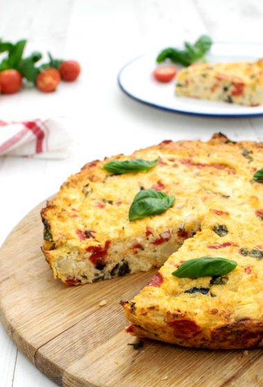 Mediterranean Cauliflower Rice Crustless Quiche [vegetarian] by The Flexitarian