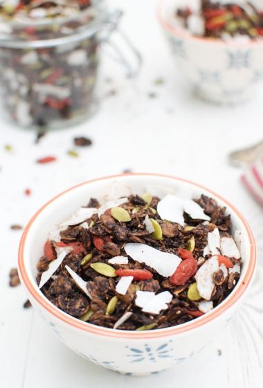 Chocolate & Coconut Spelt Granola [vegan] by The Flexitarian