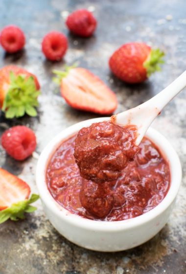 Strawberry & Raspberry Chia Jam [vegan] [low sugar] by The Flexitarian