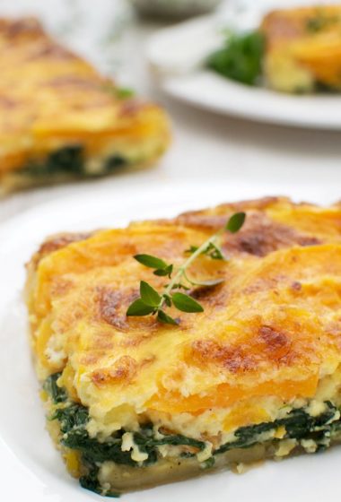 Butternut, Spinach & Goat Cheese Quiche [vegetarian] by The Flexitarian