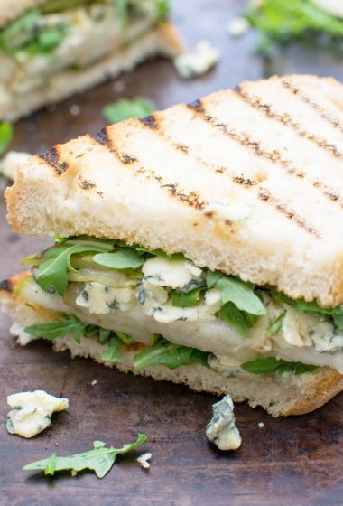 Pear, Stilton & Rocket Sandwich [vegetarian] by The Flexitarian