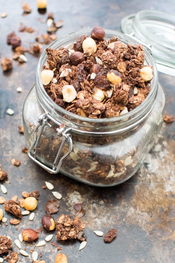 Chocolate & Hazelnut Spelt Granola [vegan] by The Flexitarian