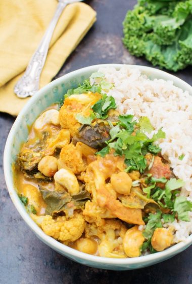 Easy Cauliflower & Kale Korma [vegan] by The Flexitarian