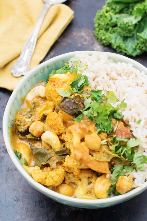 easy cauliflower & kale korma [vegan]