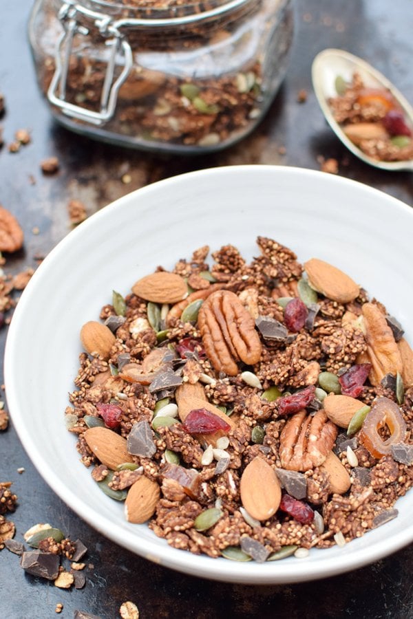 chocolate cinnamon quinoa granola [vegan]