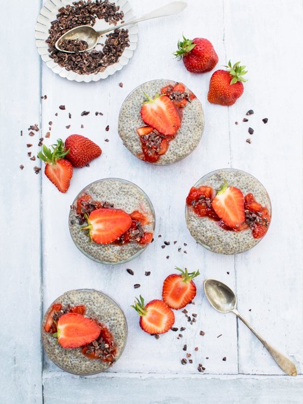 rhubarb & strawberry chia pudding [vegan] [gluten free]