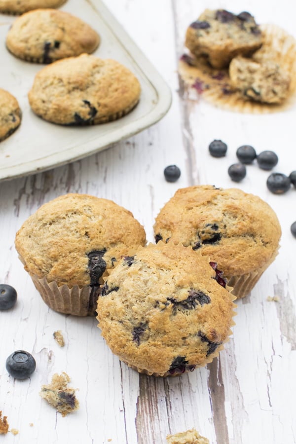 blueberry lemon muffins [vegan]