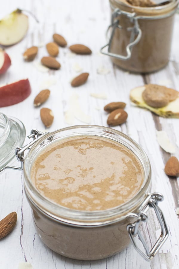 coconut almond butter [vegan]