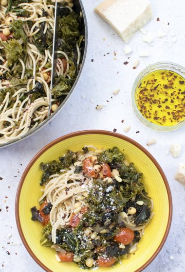 Tomato & Kale Pasta [vegetarian] by The Flexitarian