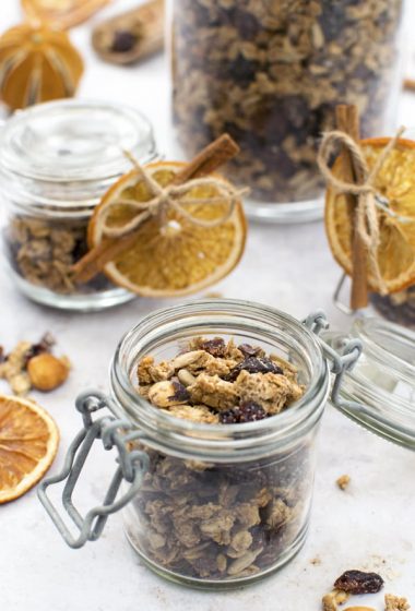 Festive Granola [vegan] [gluten free] by The Flexitarian