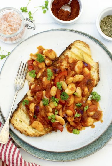 Smoky Beans on Toast [vegan] by The Flexitarian