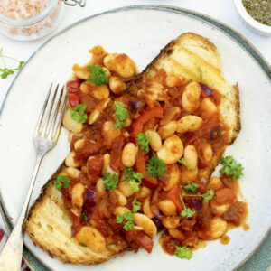Smoky Beans on Toast [vegan] by The Flexitarian