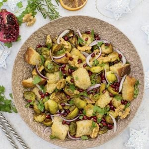 Brussels Sprout Panzanella [vegan] © The Flexitarian