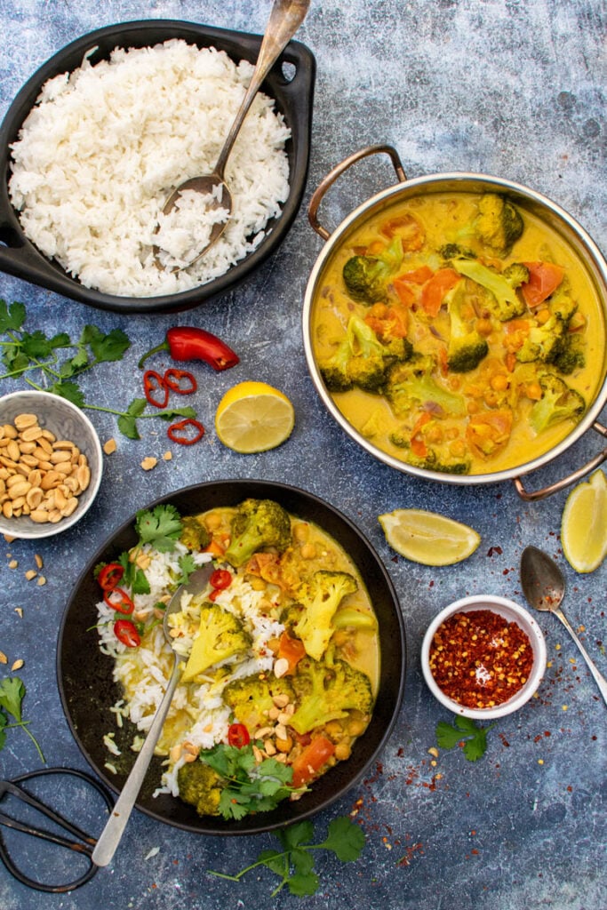 Broccoli Curry with Chickpeas close up