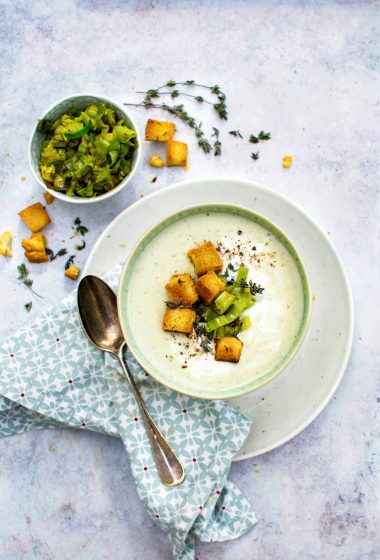 Vegan Leek & Potato Soup | The Flexitarian