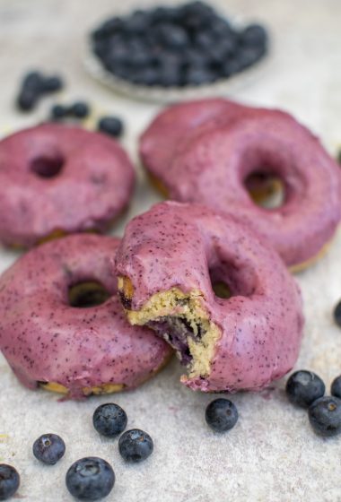 Blueberry Doughnuts [vegan] by The Flexitarian