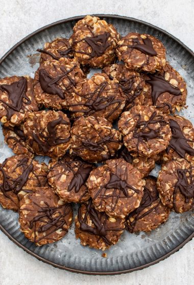No Bake Chocolate Oat Cookies [vegan] by The Flexitarian