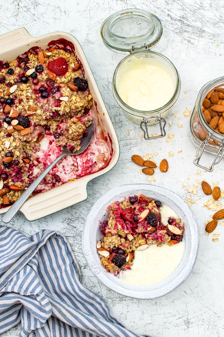 Baked Berry Oatmeal
