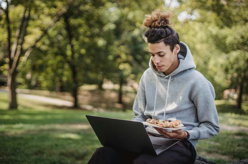 Healthy Study Snacks & Brain Food for Exams Guide