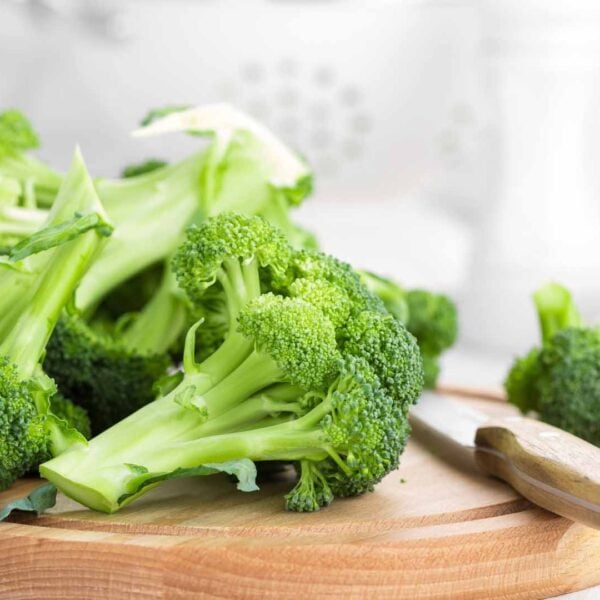 How to Cook Broccoli: The Complete Guide (Boiling, Steaming, Microwave, Air Fryer & More)