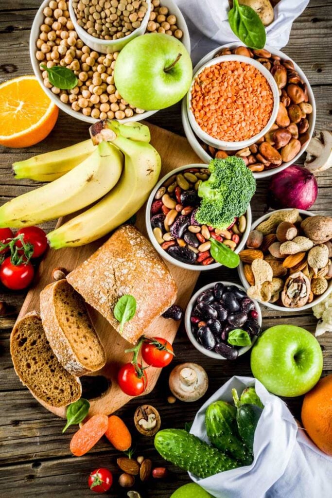 Flexitarian fibre-maxxing meal bowl with beans, vegetables and wholegrains