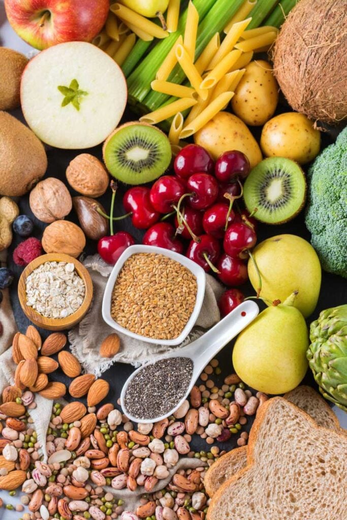 Fibre-maxxing ingredients including flaxseed, chia seeds, beans, almonds and wholemeal bread