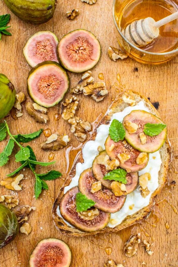 cottage cheese fig toast
