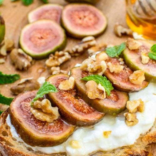 cottage cheese fig toast