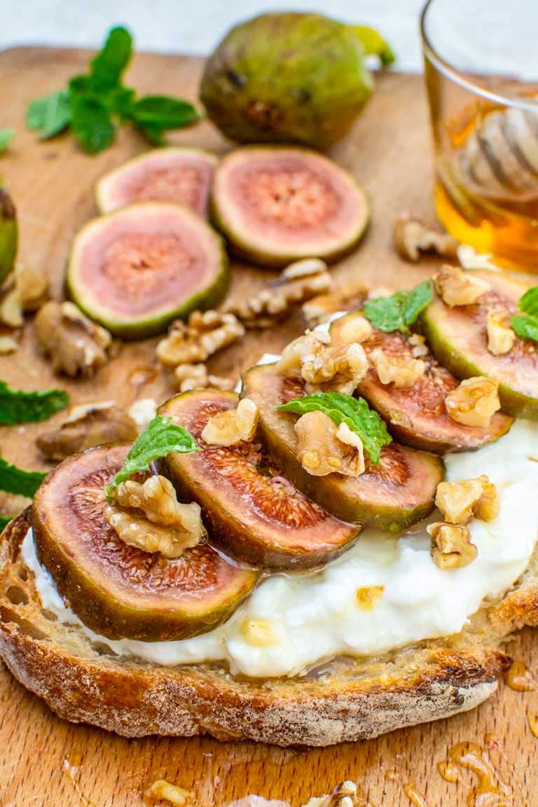 Cottage Cheese Fig Toast with…