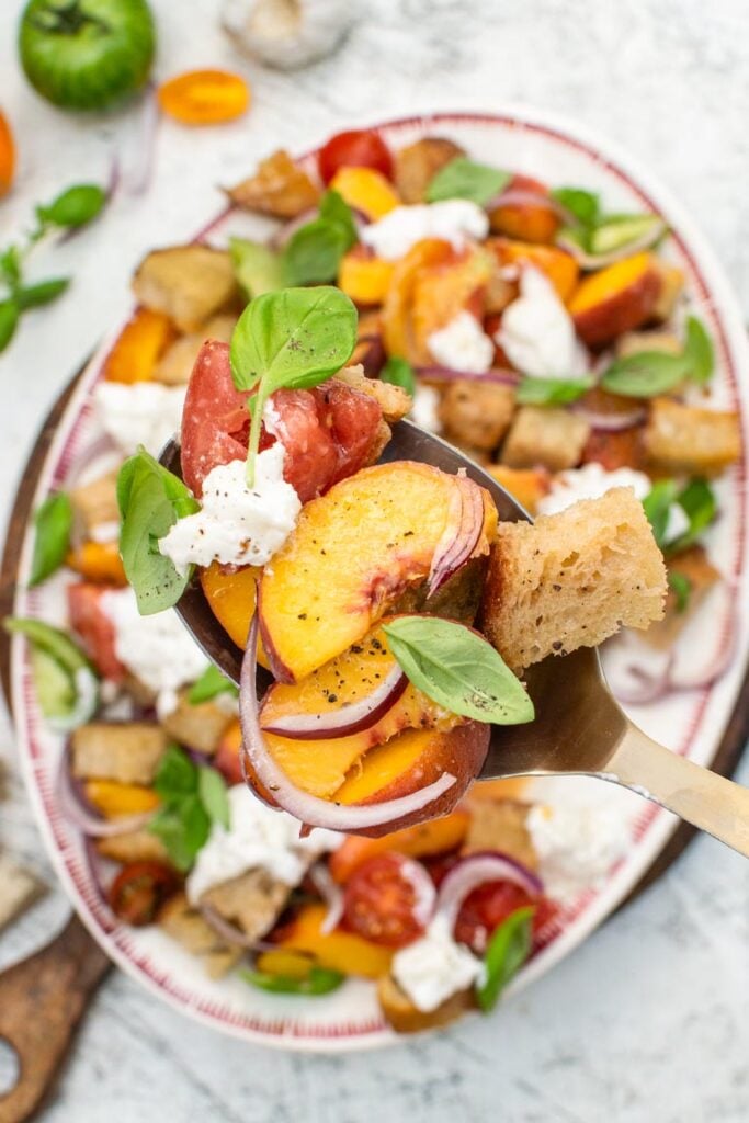 peach panzanella salad