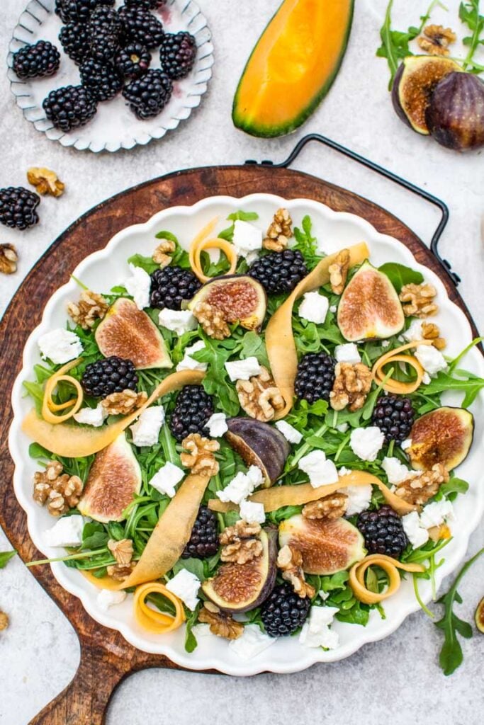 Overhead view of fig salad with balsamic dressing